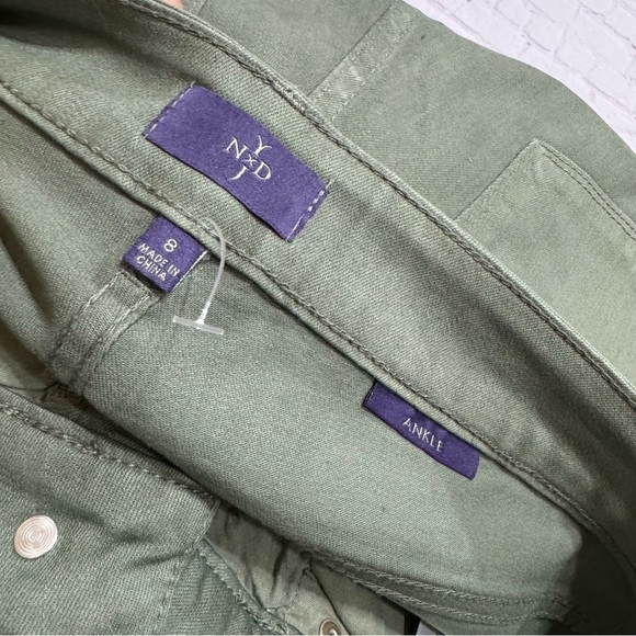 NYDJ NOT YOUR DAUGHTER’S JEANS army green women’s ankle length pants EUC size 8 - Picture 5 of 14